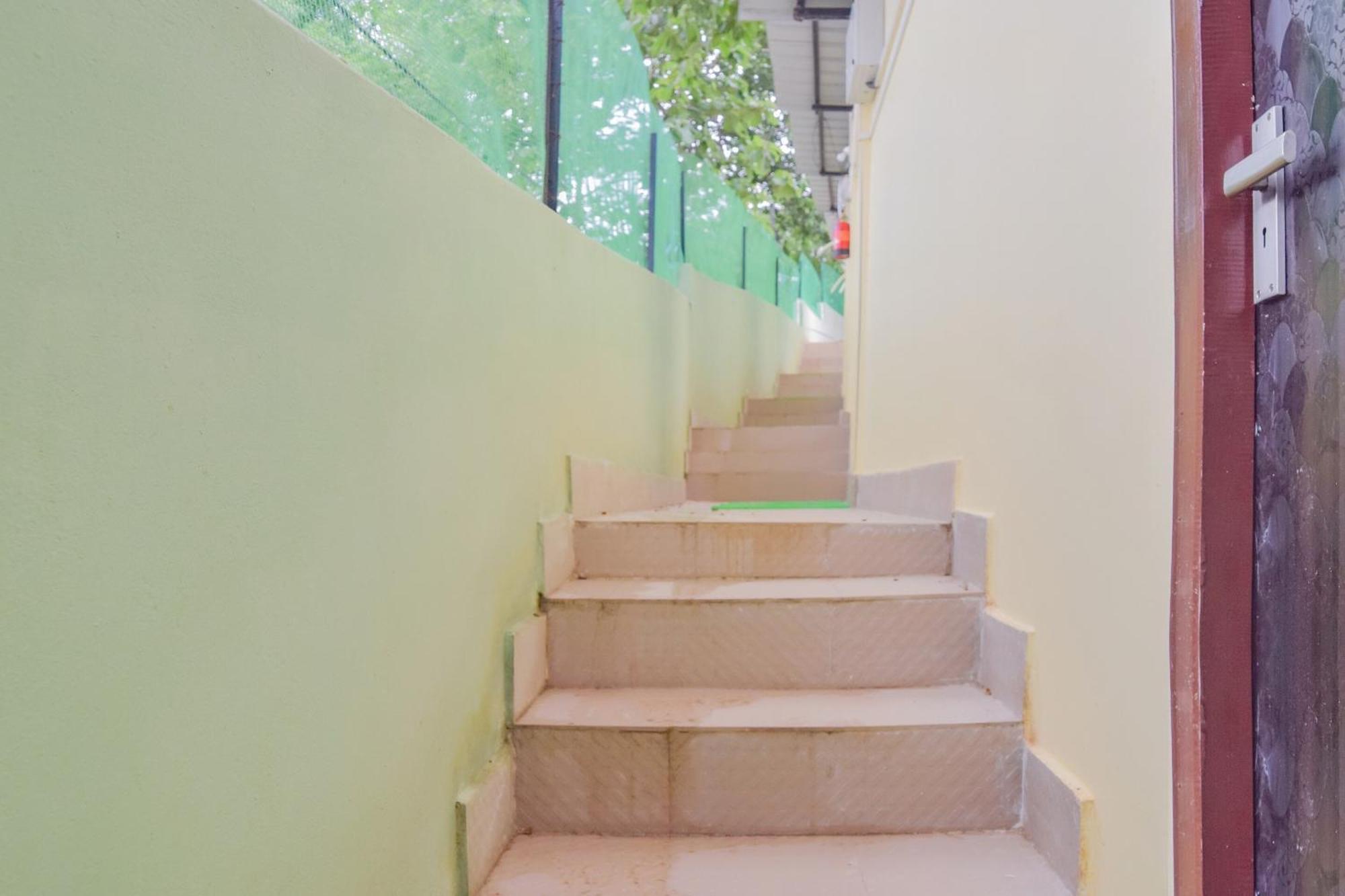 Hotel O Darshini Homes Guwahati Dış mekan fotoğraf